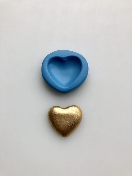 Medium Puff Heart Mould