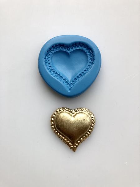 Pillow Heart Mould